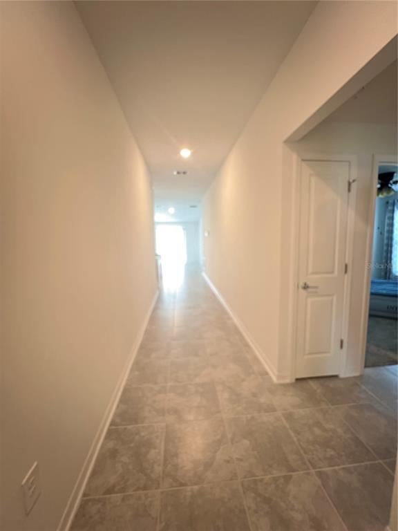 Building Photo - 688 Silver Palm Dr