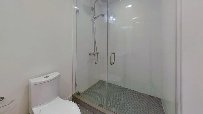 Building Photo - No Fee Luxury Unit in Packards Corner!  Pet Negotiable, Laundry in Unit!