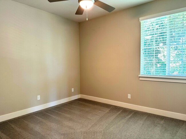 Building Photo - 4578 Blue Oak Pl