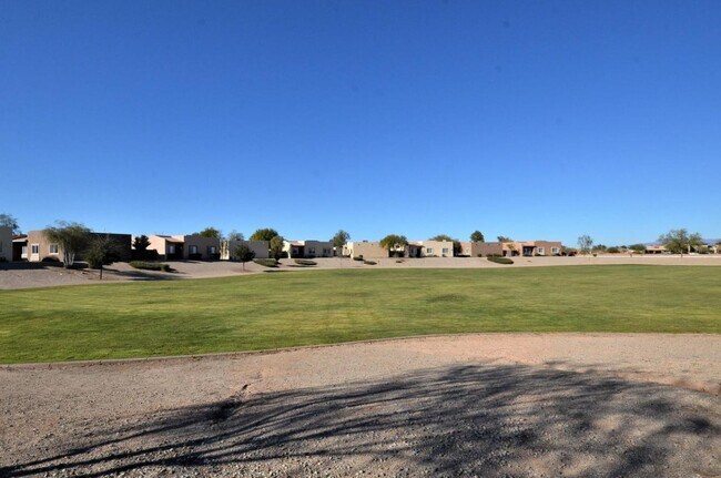 Building Photo - 2300 E Magma Rd