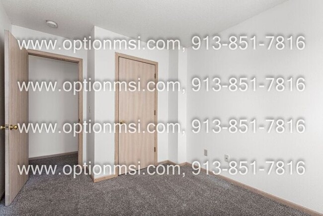 Building Photo - 3-bedroom townhouse now available in Belton!