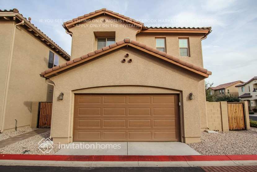 Building Photo - 9238 W Meadow Dr