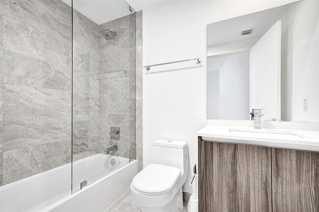 Building Photo - 488 NE 18th St