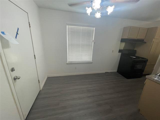 Building Photo - 701 S Hunters Glen Cir