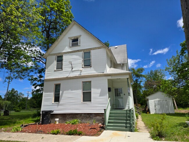 Primary Photo - 4278 Humboldt St