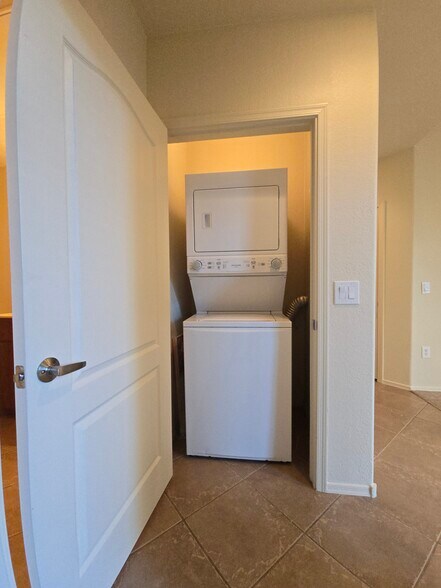 Building Photo - 11640 N Tatum Blvd