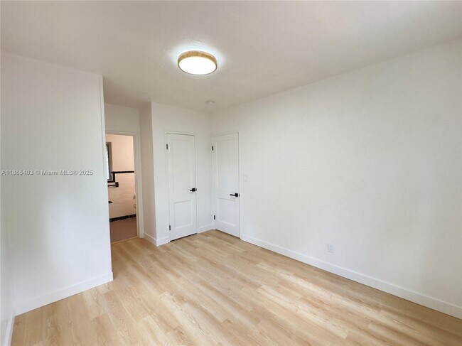 Building Photo - 12287 NE 7th Ave