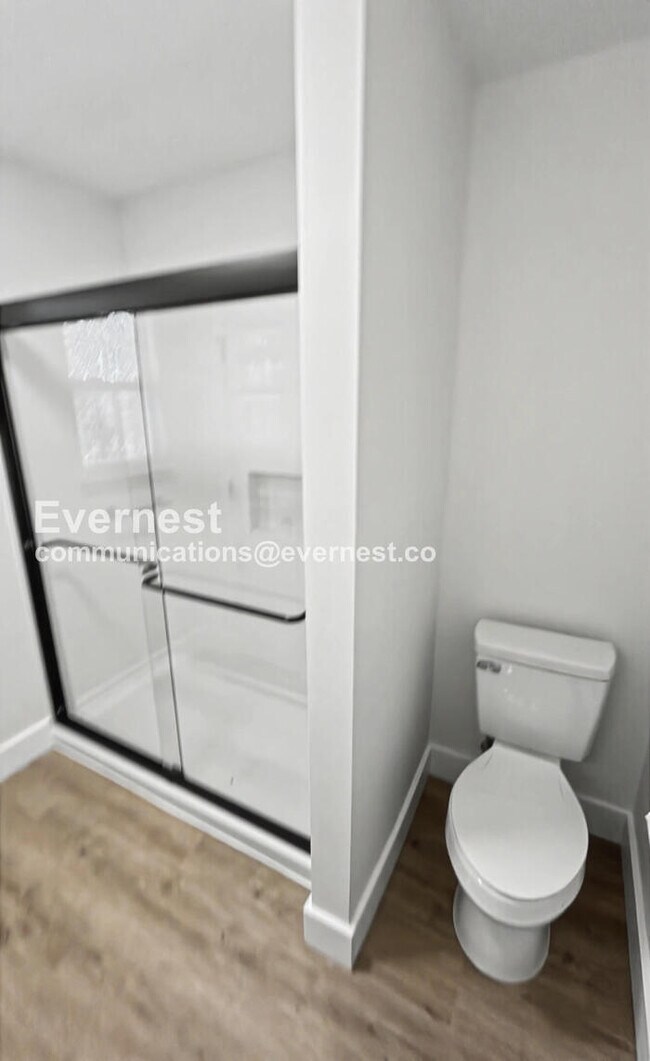 Building Photo - 5103 High St