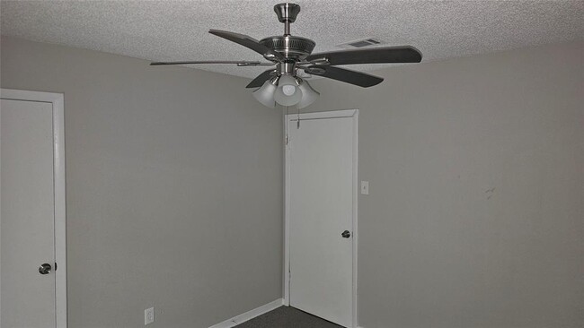 Building Photo - 5111 Scottwood Dr