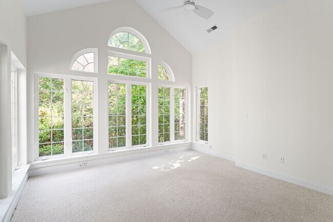 Building Photo - 4990 Lake Tree Ln