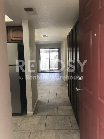 Building Photo - 3420 W Danbury Dr