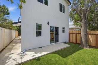 Building Photo - Brand new!