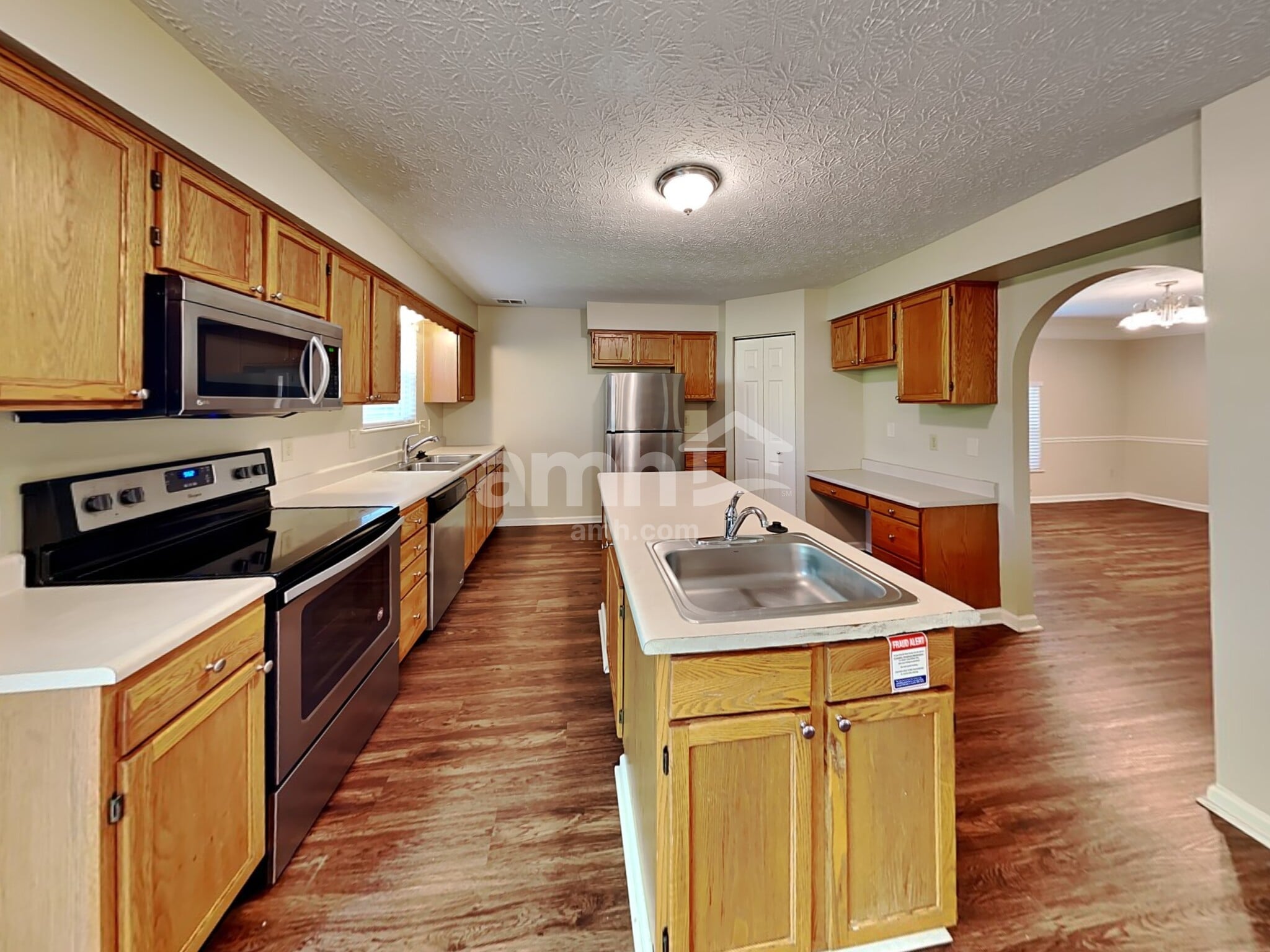 Building Photo - 4906 Bixby Ridge Dr E