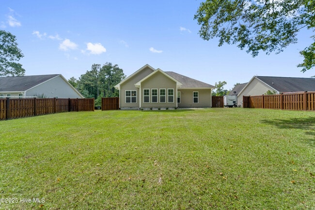 Building Photo - 246 Blue Creek Farms Drive
