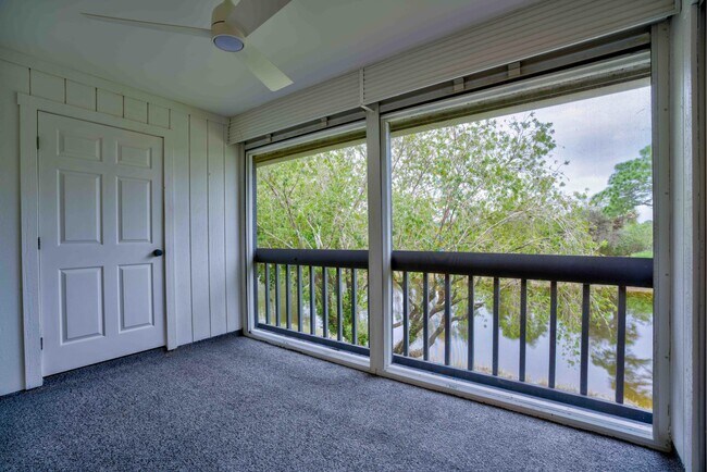 Building Photo - 8291 SE Croft Cir