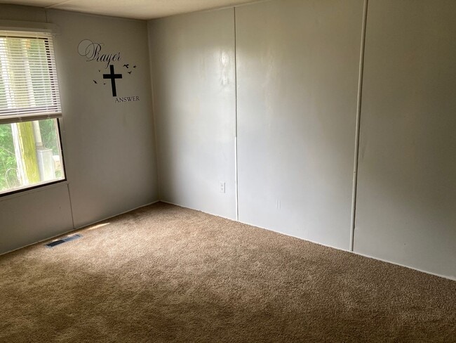 Building Photo - Awesome  Mobile Home in Gallaway, TN for R...