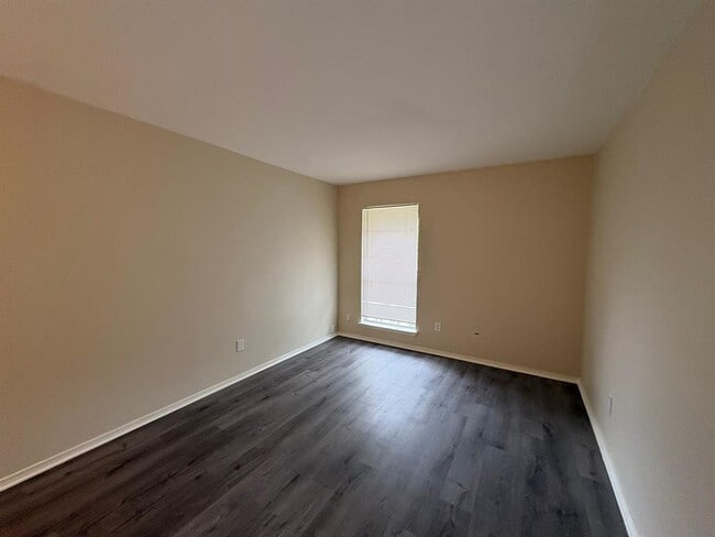 Building Photo - 2524 Chaparral Trail