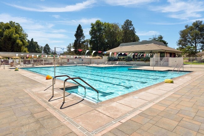 Building Photo - Wonderful Coronado Floorplan with 2 Car Garage