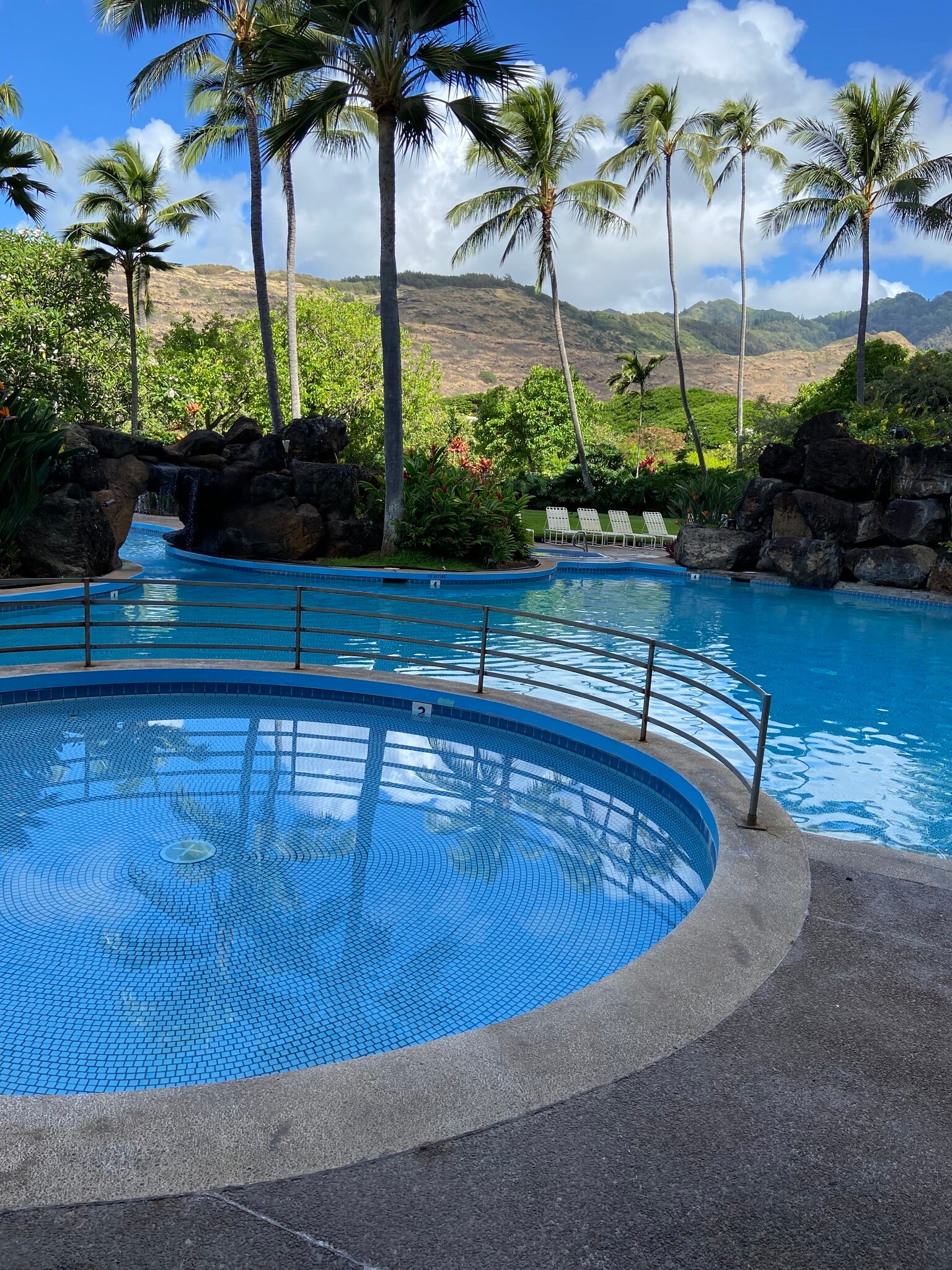 Building Photo - 511 Hahaione St