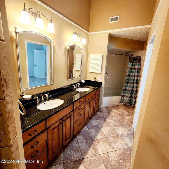 Building Photo - 4460 Crooked Oak Ct