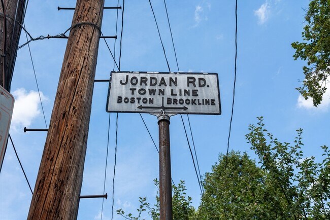 Building Photo - 249 Corey Rd