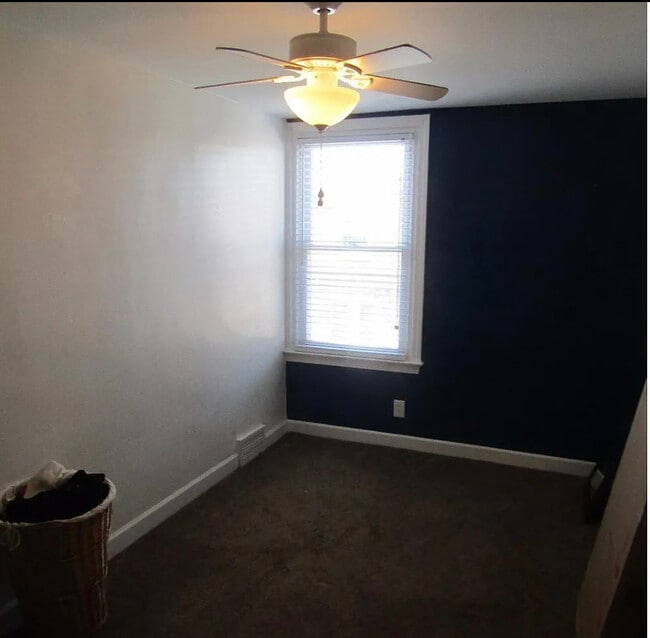 Building Photo - 4434 Marple St