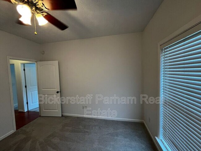 Building Photo - 7013 Imperial Way