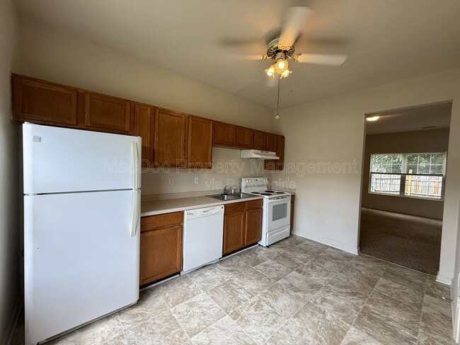 Building Photo - 11009 Bevin Dr