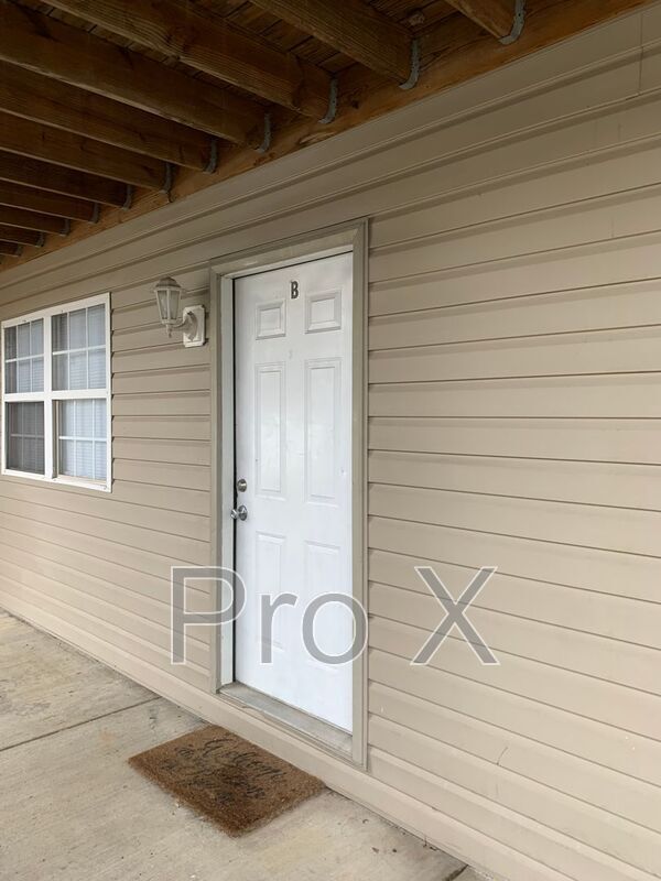 Building Photo - 4569 E Zora St