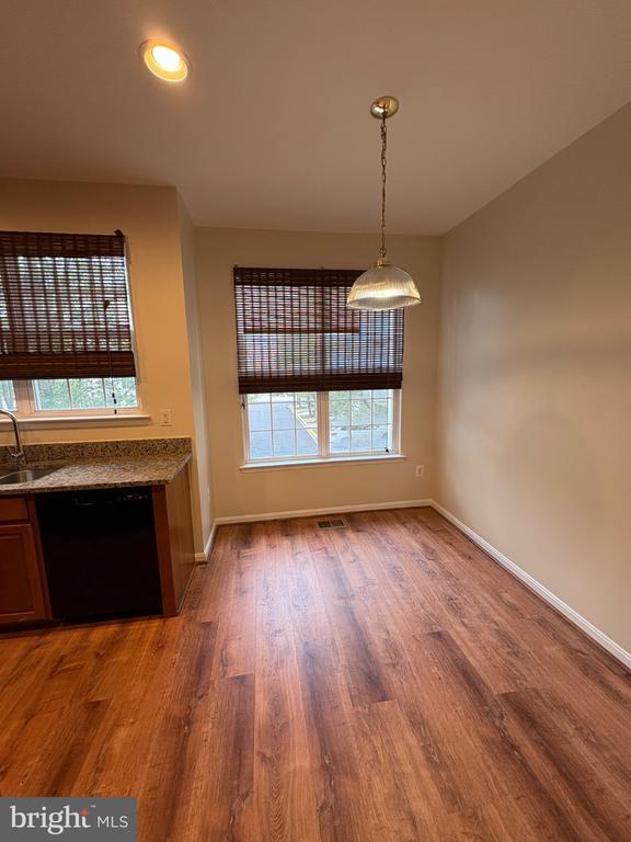 Building Photo - 5618 Lanier Ave