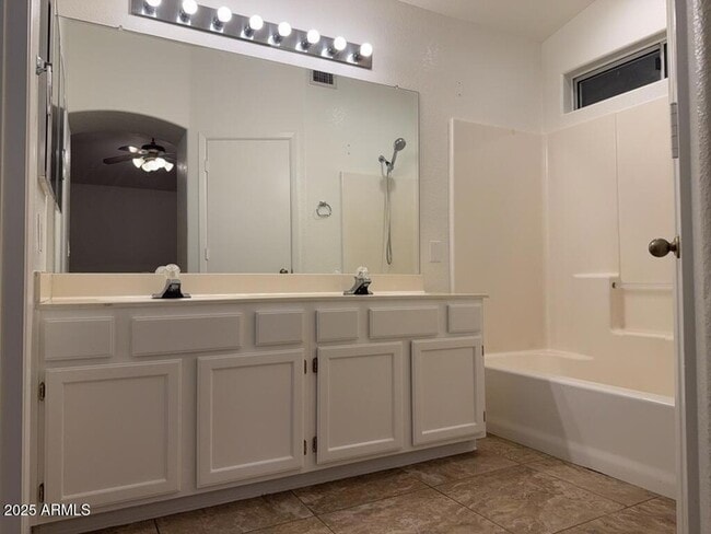 Building Photo - 17430 N 47th St