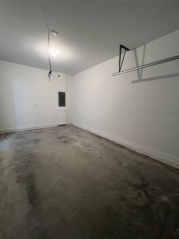 Building Photo - 1052 Appleton St