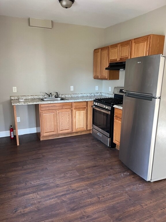 Building Photo - 159 4th St