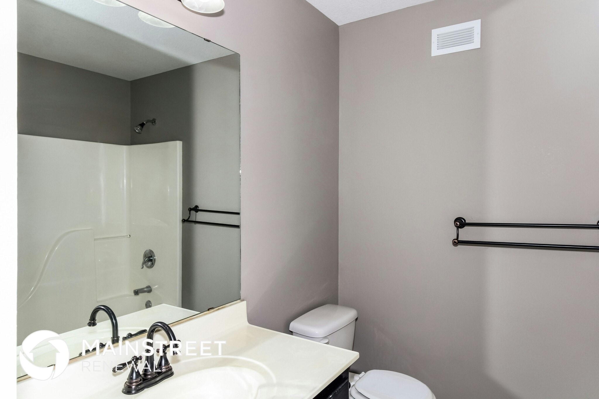 Building Photo - 1705 N Blue Mills Rd