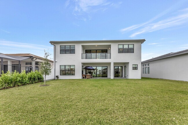 Building Photo - 20046 Pacific Dunes Dr