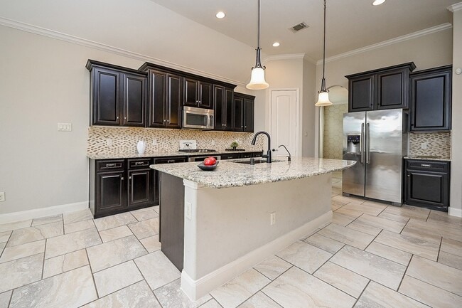 Building Photo - 5315 Little Creek Ct