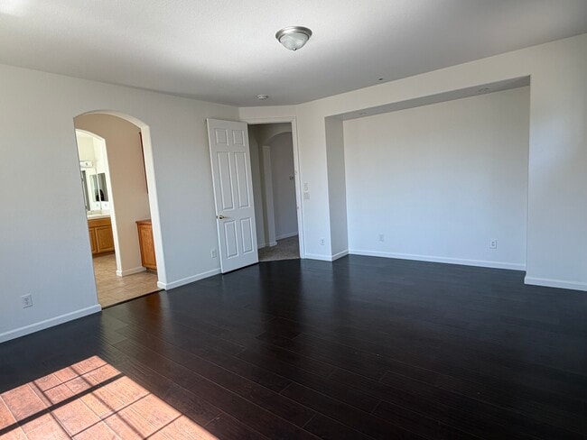 Building Photo - CALIFORNIA - 2340