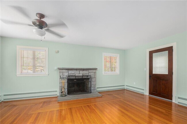 Building Photo - 286 Westcott Rd