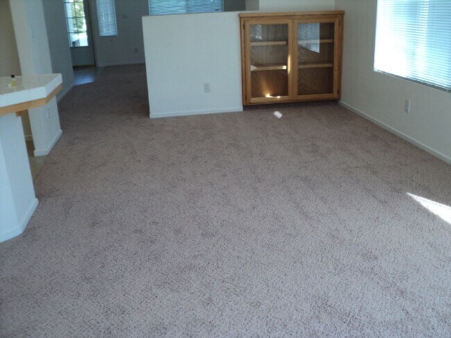 Building Photo - 1811 Stillspring Ct