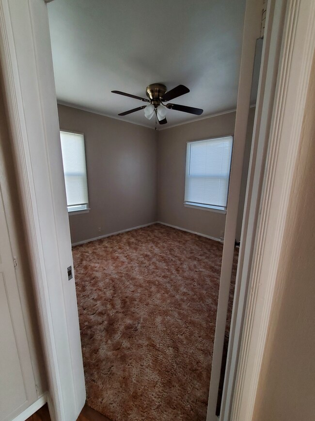 Building Photo - 132 Moffett Dr