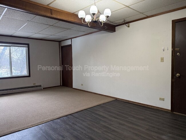 Building Photo - 911 Western Rd