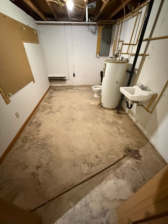 Building Photo - 1115 Lancaster St