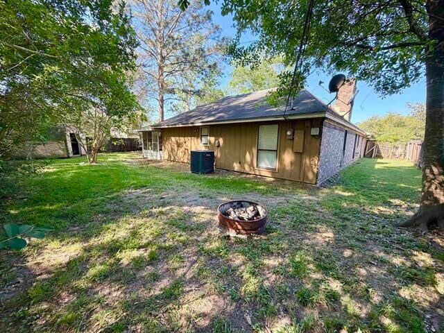 Building Photo - 6360 Forest Trail Cir