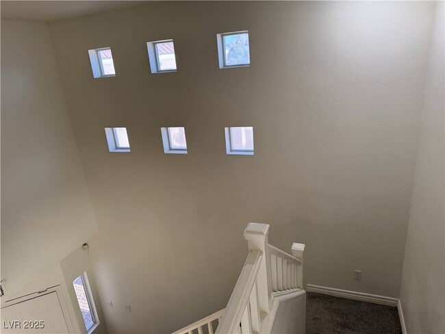 Building Photo - 2721 Pan Pacific Rd