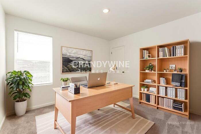 Building Photo - 1650 Effra Wy