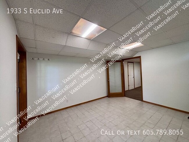 Building Photo - 1933 S Euclid Ave