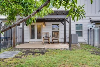 Building Photo - 1613 Airedale Rd