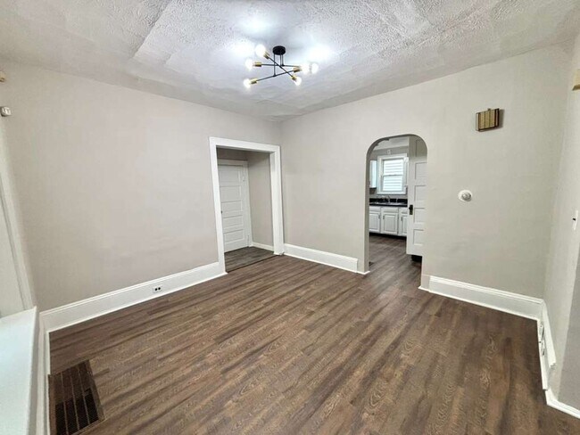 Building Photo - 6407 Dibble Ave