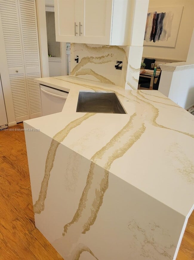 Building Photo - 900 Savannah Falls Dr