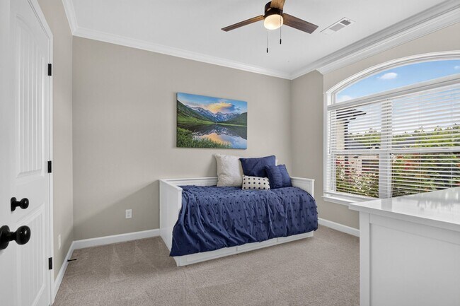 Building Photo - Fabulous Home in Miller's Glenn